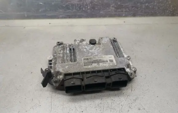 Ford Focus C-MAX Engine control unit/module 0281012486 5M5112A650LB