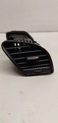 Audi A4 S4 B8 8K Dashboard side air vent grill/cover trim 8K1820902B