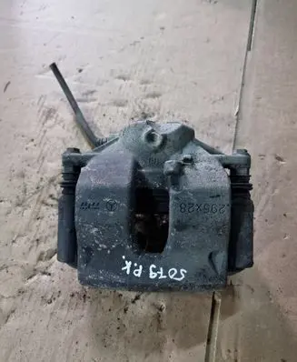 Mercedes-Benz C W204 Front brake caliper 29528