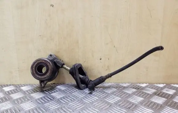 Volvo V70 clutch release bearing 6900012