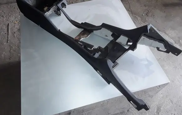BMW 5 E39 Center console 8159687