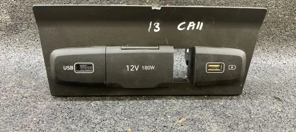 USB socket connector