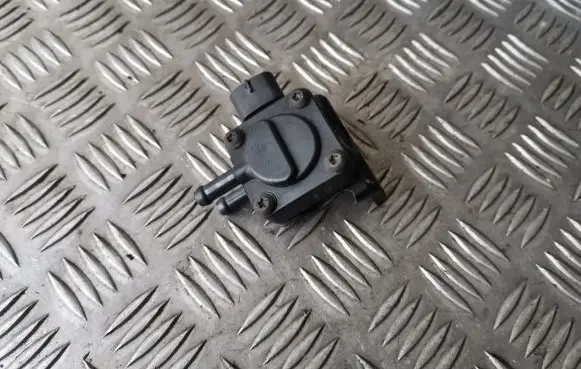 Hyundai i30 Air pressure sensor 392102A750