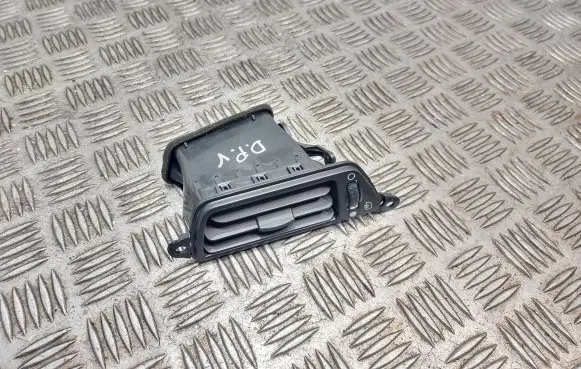 Ford S-MAX Dash center air vent grill 6M21U246W02 CZ9HA