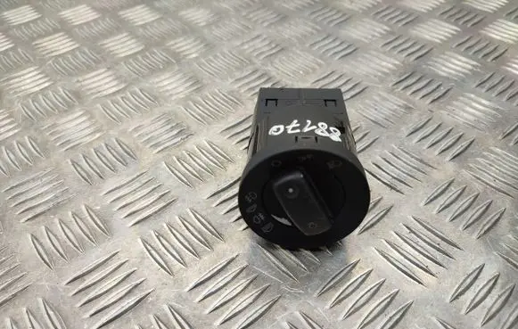 Audi A4 S4 B7 8E 8H Light switch 8E0941531C