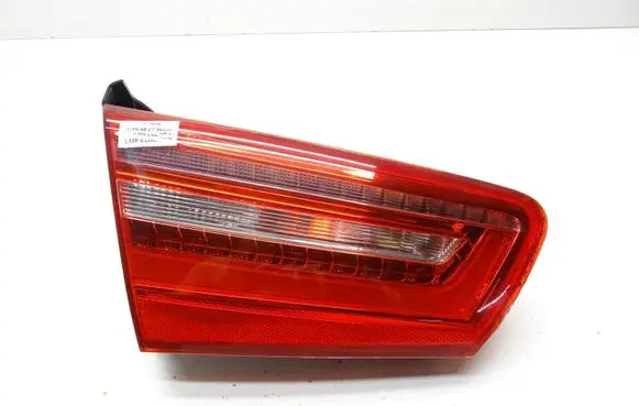 Tailgate rear/tail lights