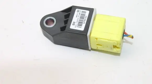 Hyundai i40 Airbag deployment crash/impact sensor 959200U000