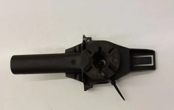 Audi A4 S4 B8 8K Radiator mount bracket 8K0805201 8K0121276A