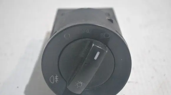 Volkswagen Polo Light switch 6Q0941531B