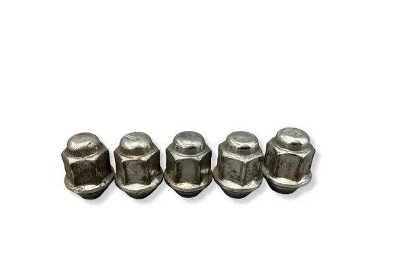 Hyundai i30 Nuts/bolts 