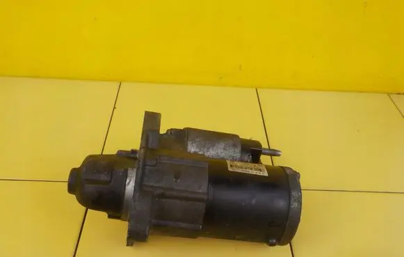 Opel Corsa E Starter motor 12638692 B10XFT