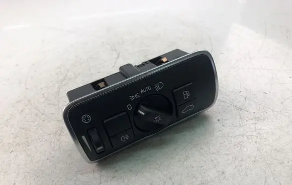 Volvo S80 Light switch 30739448