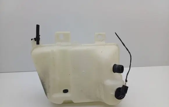 BMW 5 E39 Windshield washer fluid reservoir/tank 8381038