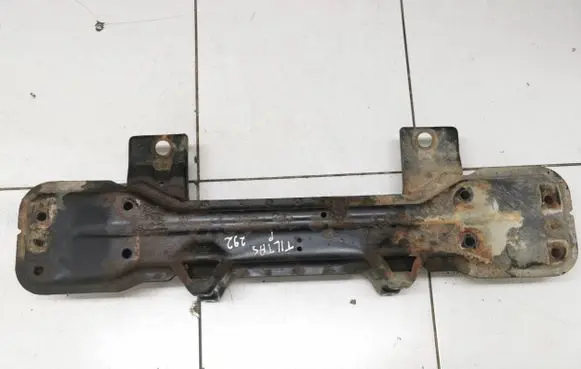 Suzuki Grand Vitara II Front subframe