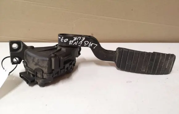 Renault Laguna II Accelerator throttle pedal 6PV00811901 8200003392