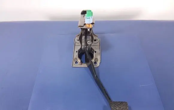 Mitsubishi ASX Accelerator throttle pedal