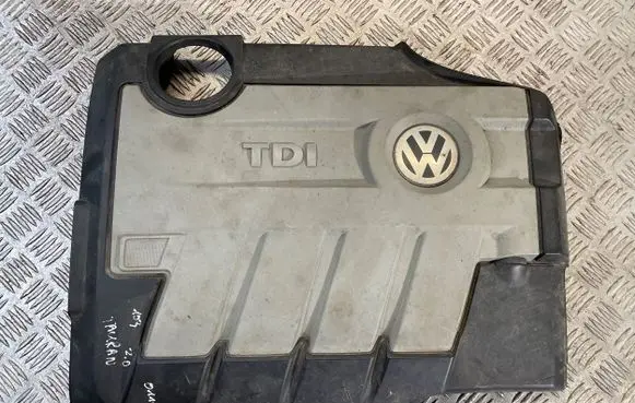 Volkswagen Touran II Engine cover (trim) 03L103925AD 03L103925AE