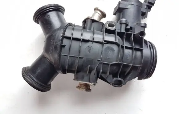 Land Rover Discovery 3 - LR3 Throttle valve 4S7Q9L444CH