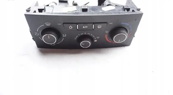 Peugeot 207 Climate control unit