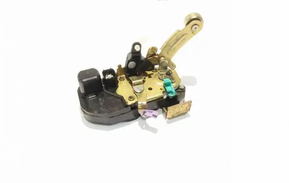Jeep Cherokee III KJ Front door lock