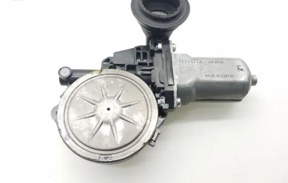 Toyota Auris 150 Front door window regulator motor 857100D100