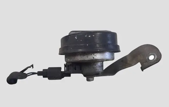 Volvo V40 Horn signal A046522