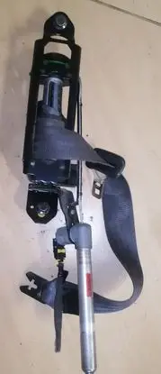 Volvo S60 Front seatbelt