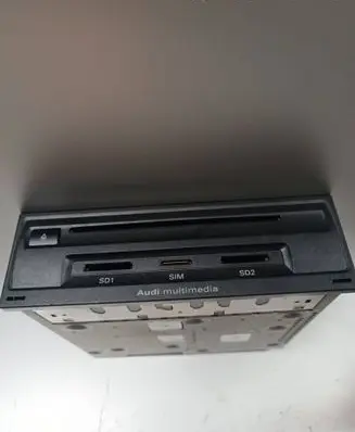 Audi A8 S8 D3 4E Radio/CD/DVD/GPS head unit 4E0035670A 4E0035670
