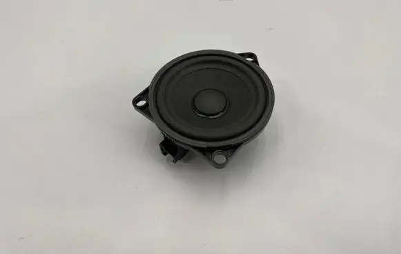 Volvo XC40 Rear door speaker 31456830 18W30D0062