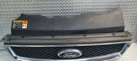 Ford Focus Front grill 4M51-8138-AE