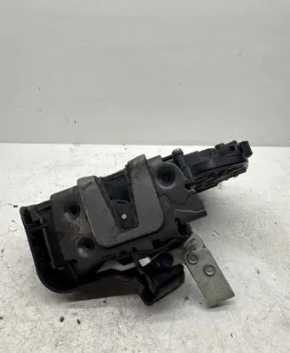Ford Mondeo MK IV Front door lock 6M2AR21813CB