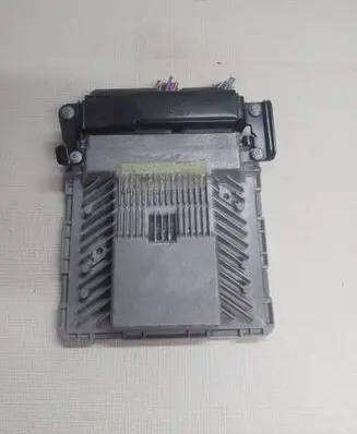 Audi A5 8T 8F Engine control unit/module 8T0907559C 8T0907559A 0699E060L8