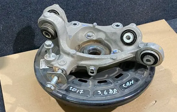 Chevrolet Camaro Rear wheel hub 23206824