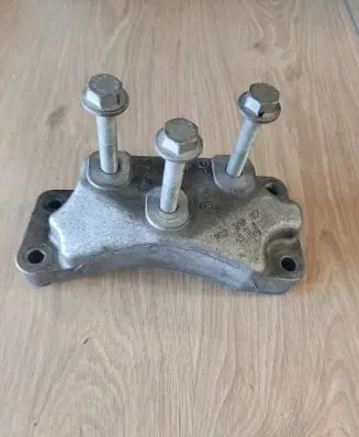 Audi A1 Engine mounting bracket 1K0199117