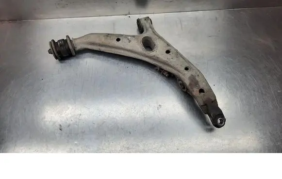 Honda CR-V Front control arm