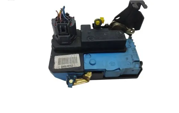 Volvo S80 Front door lock 30663042