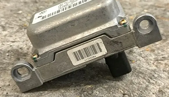 Volkswagen Touran I ESP acceleration yaw rate sensor 1K0907655B