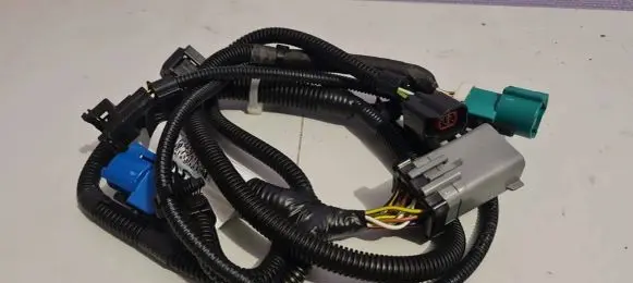 Ford Mondeo Mk III Engine installation wiring loom 1M5O12A690AG 1233857