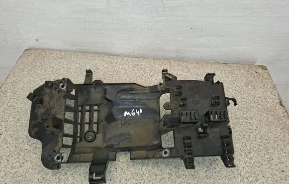 BMW 1 F20 F21 Other engine bay part 7608107 58650910