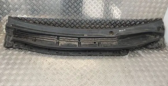Toyota Prius (XW30) Wiper trim 5578147090 5578147120