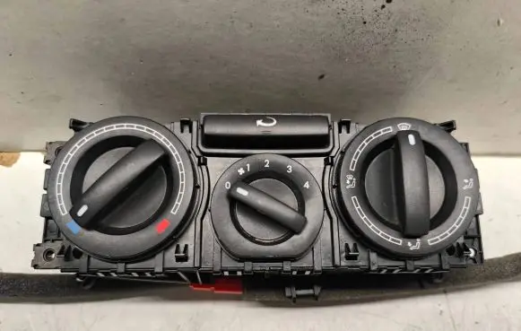 Volkswagen Transporter - Caravelle T5 Climate control unit 7H0819045F 1631K27 230207