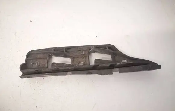 Volkswagen Golf V Front bumper mounting bracket 1K0807184