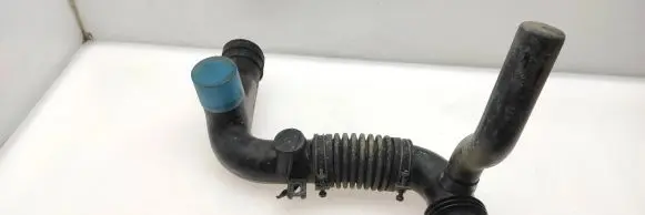 Subaru Legacy Air intake hose/pipe A12AE03