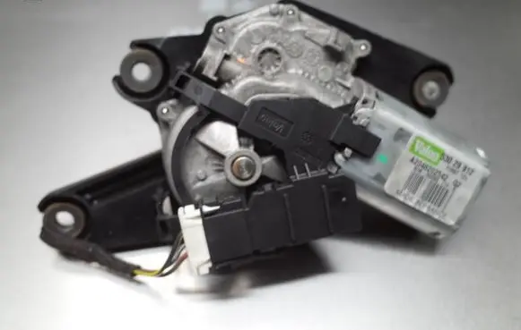 Mercedes-Benz C W204 Rear window wiper motor A2048202542 53029912 53845447