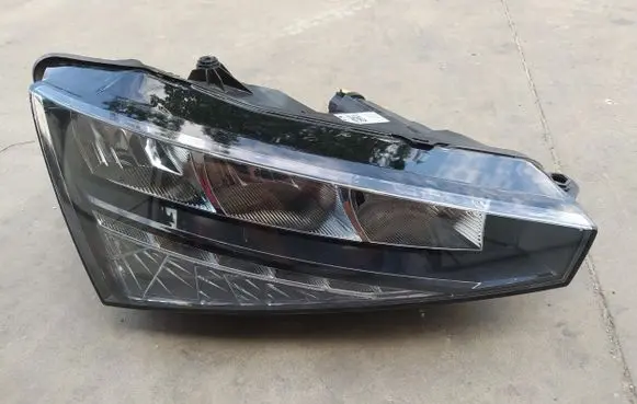 Skoda Scala Headlight/headlamp 657941016