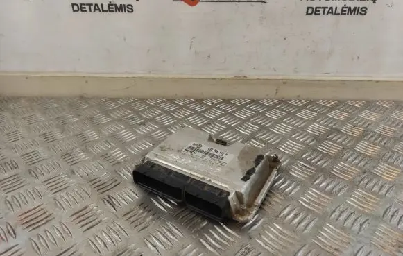 Volkswagen Golf IV Engine control unit/module 038906012M 28SA4027 0281001979