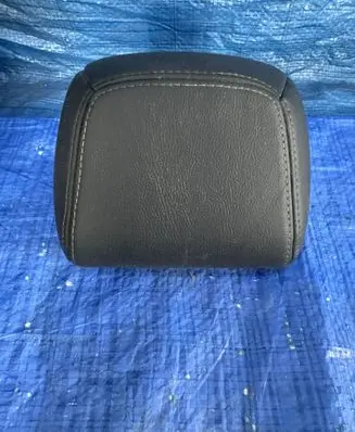 DS Automobiles 7 Crossback Rear seat headrest 