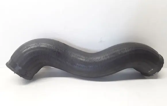 Volvo V70 Intercooler hose/pipe