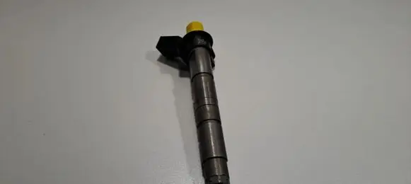 BMW 5 F10 F11 Fuel injector 780542802
