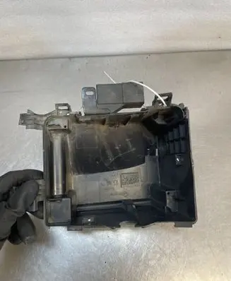 Peugeot 308 SW Fuse box set 9804681980